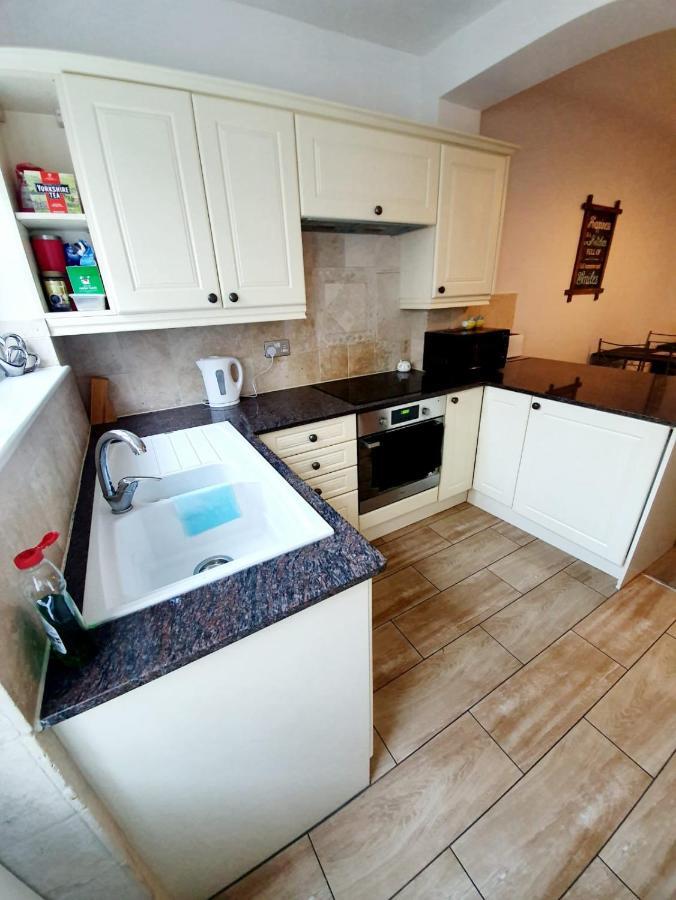 Beautiful 3 Bedroom House At The Sea Front - Amazing Location Southend-on-Sea Ngoại thất bức ảnh